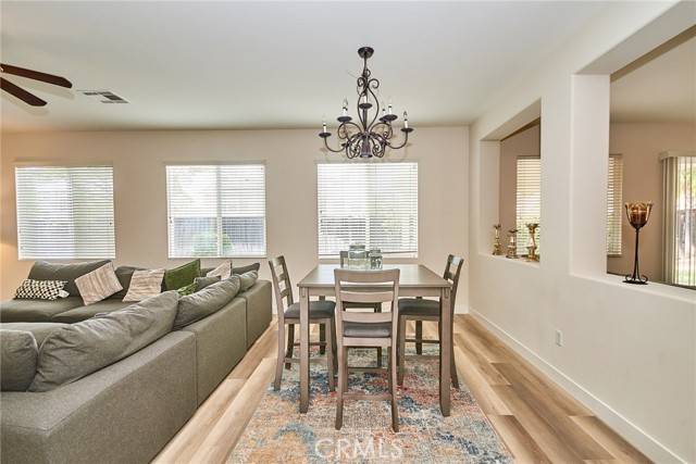 Detail Gallery Image 6 of 32 For 40223 Sequoia St, Murrieta,  CA 92563 - 5 Beds | 3 Baths