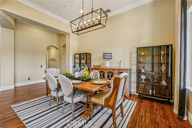 Detail Gallery Image 12 of 57 For 3931 Ashwood Circle, Corona,  CA 92881 - 4 Beds | 3/1 Baths