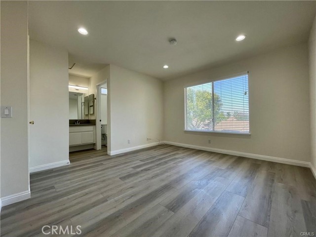 Detail Gallery Image 3 of 20 For 1649 Ironwood Pl #C,  Corona,  CA 92879 - 2 Beds | 2 Baths