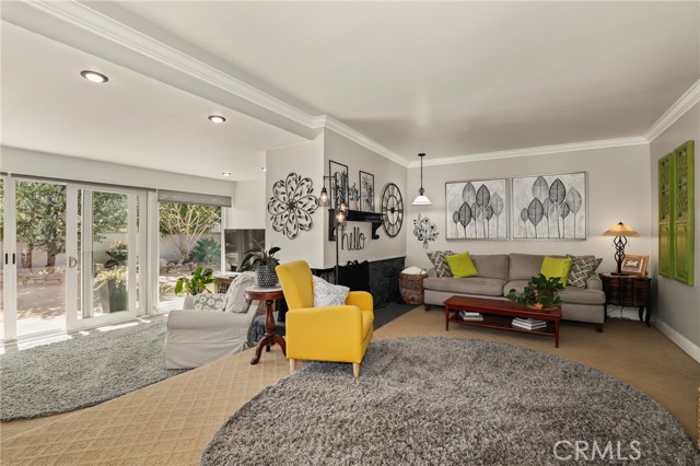Detail Gallery Image 7 of 35 For 5640 E Deborah, Long Beach,  CA 90815 - 2 Beds | 2 Baths