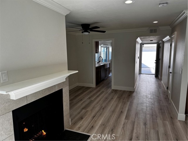 Detail Gallery Image 11 of 31 For 16582 Jib Cir #1,  Huntington Beach,  CA 92649 - 3 Beds | 2 Baths