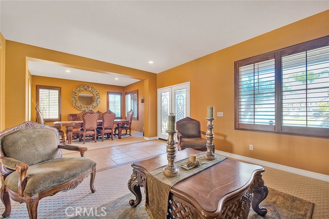 Detail Gallery Image 9 of 68 For 6681 Moonriver St, Corona,  CA 91752 - 5 Beds | 3/1 Baths
