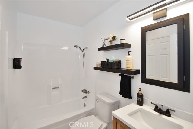 Detail Gallery Image 3 of 30 For 608 Francine Ct, La Puente,  CA 91746 - 3 Beds | 1/1 Baths