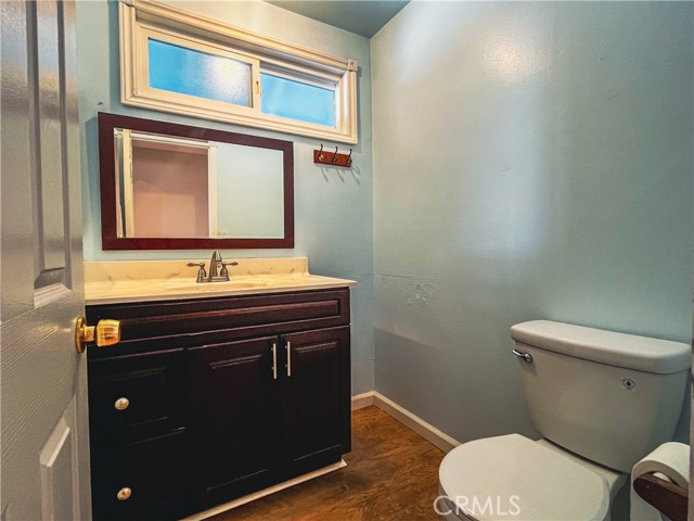 1/2 bath