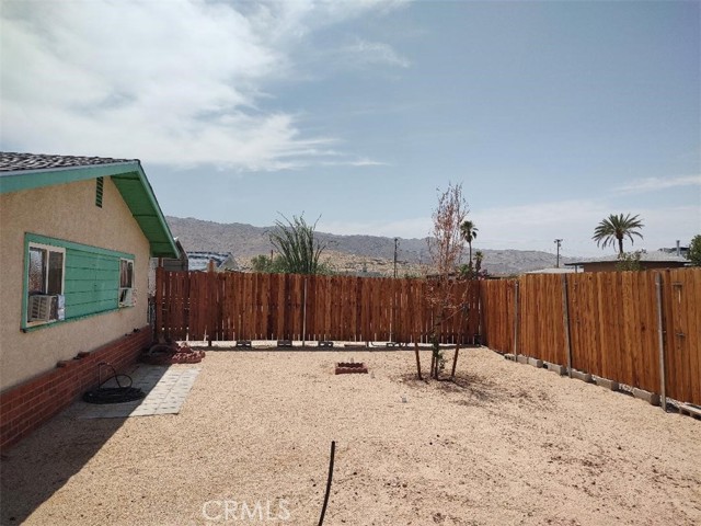 Detail Gallery Image 19 of 28 For 6163 Sun Ct, Twentynine Palms,  CA 92277 - 3 Beds | 1 Baths