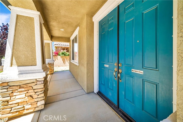 Detail Gallery Image 4 of 56 For 1791 Hideaway Pl, Palmdale,  CA 93551 - 3 Beds | 3 Baths