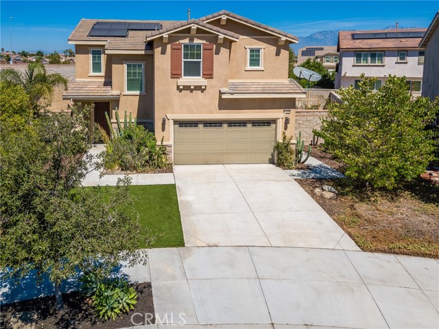 Detail Gallery Image 2 of 42 For 12184 Backwater Way, Jurupa Valley,  CA 91752 - 4 Beds | 2/1 Baths