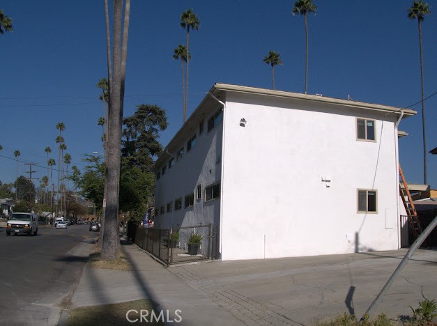 Detail Gallery Image 15 of 15 For 3160 Warwick Ave #5,  Los Angeles,  CA 90032 - 2 Beds | 1 Baths