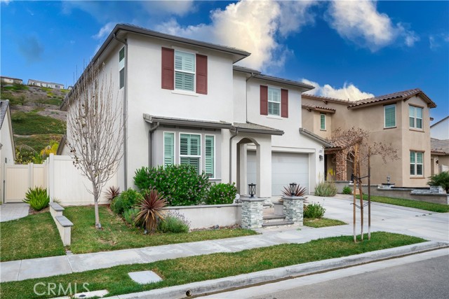 Detail Gallery Image 3 of 32 For 28604 Foothill, Saugus,  CA 91350 - 4 Beds | 3 Baths