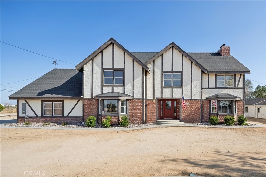 1506 W Avenue L12