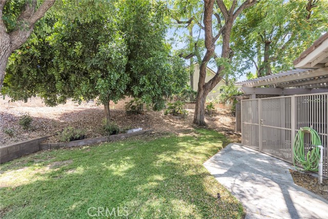 11322 Breithorn Court, Riverside CA: https://media.crmls.org/medias/219cb8c0-1b97-42ea-9849-086755be6f54.jpg