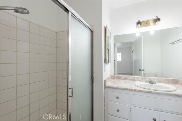 Detail Gallery Image 20 of 22 For 655 Walnut, Lake Elsinore,  CA 92530 - 2 Beds | 2 Baths