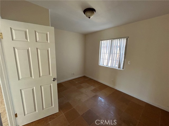 Detail Gallery Image 10 of 23 For 14172 Arrow Rte., Fontana,  CA 92335 - 2 Beds | 2 Baths