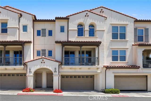 Detail Gallery Image 3 of 40 For 18617 Clubhouse Dr, Yorba Linda,  CA 92886 - 3 Beds | 2/1 Baths