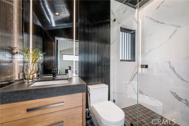 Image 35 of 53 For 2516 Ocean Boulevard