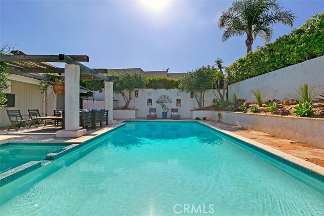 Detail Gallery Image 19 of 22 For 609 Seaward, Corona Del Mar,  CA 92625 - 4 Beds | 3 Baths