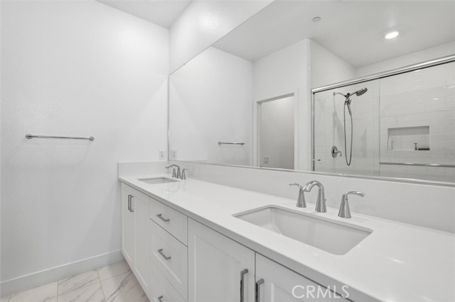 Detail Gallery Image 13 of 39 For 2750 W 182nd #129,  Torrance,  CA 90504 - 3 Beds | 3 Baths