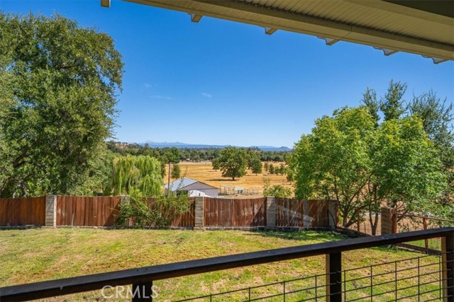 22132 Los Robles Way, Palo Cedro CA: https://media.crmls.org/medias/219f856a-8750-45fa-8902-e63212132c38.jpg