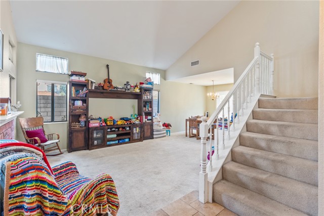 Detail Gallery Image 4 of 27 For 1160 via Ravenna, Redlands,  CA 92374 - 3 Beds | 2/1 Baths