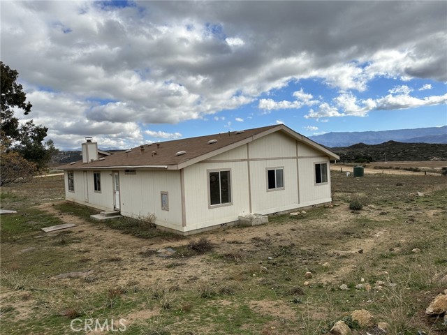 Detail Gallery Image 17 of 19 For 41981 Avenida Abril, Hemet,  CA 92544 - 3 Beds | 2 Baths