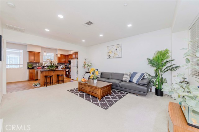 Detail Gallery Image 1 of 31 For 1963 Annandale Way, Pomona,  CA 91767 - 4 Beds | 2/1 Baths