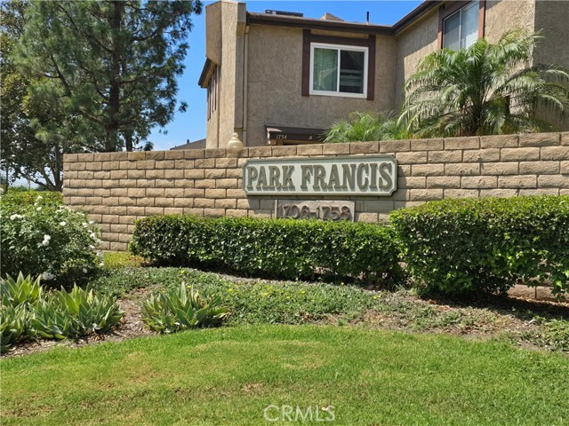 Detail Gallery Image 2 of 9 For 1726 S Mountain Ave #C,  Ontario,  CA 91762 - 2 Beds | 2/1 Baths