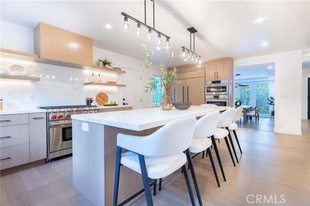 Detail Gallery Image 11 of 45 For 17153 Adlon Rd, Encino,  CA 91436 - 5 Beds | 5/1 Baths