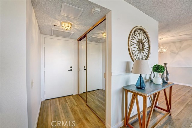 Detail Gallery Image 2 of 35 For 24055 Paseo Del Lago #1302,  Laguna Woods,  CA 92637 - 2 Beds | 2 Baths