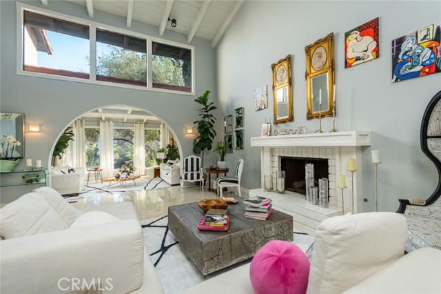 Detail Gallery Image 16 of 73 For 3216 Beaudry Ter, Glendale,  CA 91208 - 4 Beds | 4 Baths