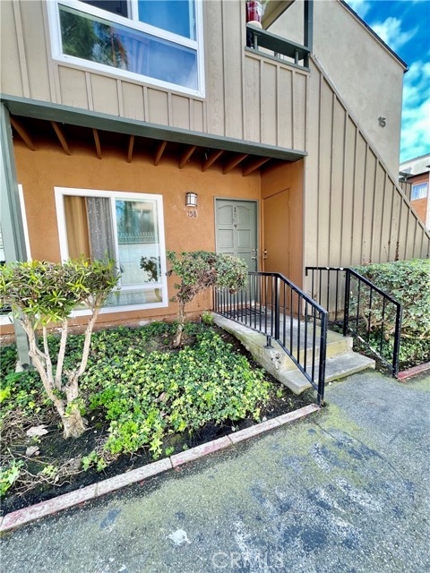 Detail Gallery Image 2 of 17 For 1001 W Stevens Ave #158,  Santa Ana,  CA 92707 - 2 Beds | 1 Baths