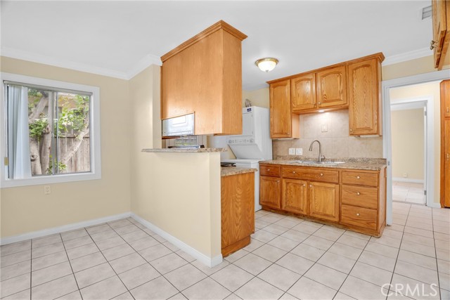 Detail Gallery Image 11 of 23 For 185 S. Bush St, Orange,  CA 92868 - 2 Beds | 1 Baths