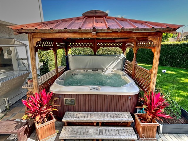 25592 Leeward Drive, Dana Point CA: https://media.crmls.org/medias/21a5e944-2066-49a1-beff-33a1dc559fa4.jpg