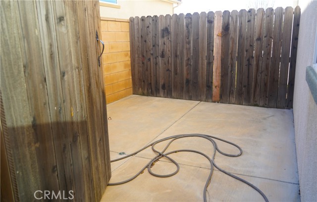 Detail Gallery Image 10 of 10 For 16413 Rosa Linda, Fontana,  CA 92336 - 1 Beds | 1 Baths