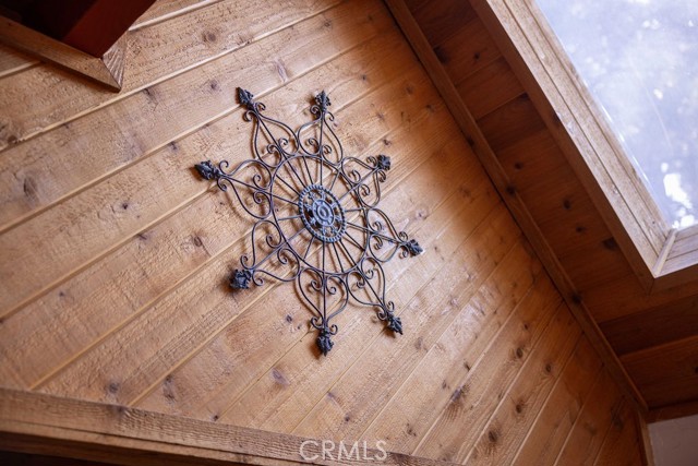 Detail Gallery Image 6 of 33 For 817 E Mountain View Bld, Big Bear City,  CA 92314 - 3 Beds | 2 Baths