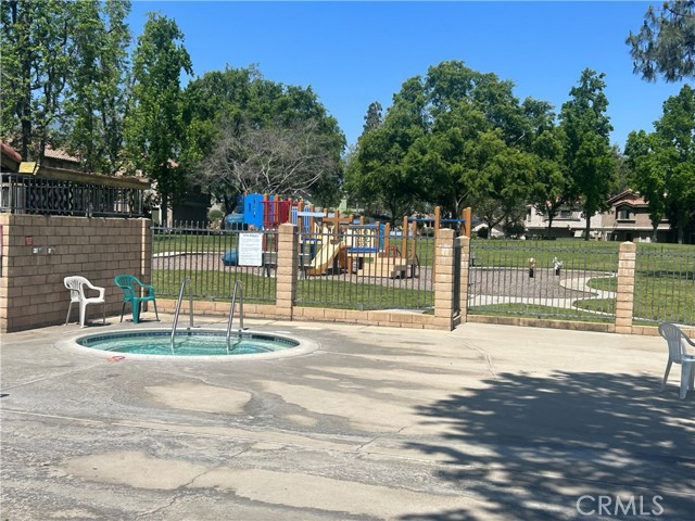 Detail Gallery Image 11 of 26 For 8385 Sunset Trail Pl, Rancho Cucamonga,  CA 91730 - 2 Beds | 2 Baths