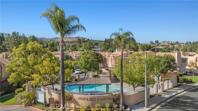 Detail Gallery Image 36 of 44 For 18852 Vista Del Canon #G,  Newhall,  CA 91321 - 2 Beds | 2 Baths