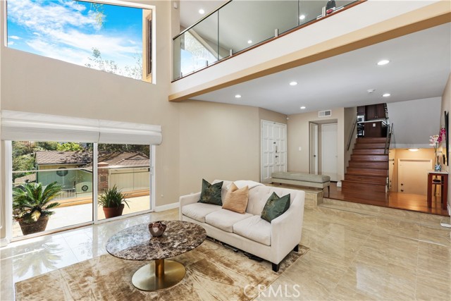3751 Prestwick Drive, Los Angeles CA: https://media.crmls.org/medias/21a8b518-bc3b-4c4c-8e63-2f75a882fa0e.jpg