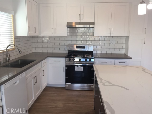 1837 Fruitvale Avenue, South El Monte CA: https://media.crmls.org/medias/21a8e845-c0c5-44bc-b948-f17ee2d43a0f.jpg