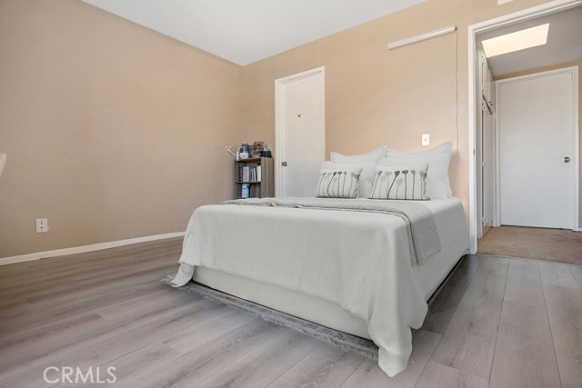 Detail Gallery Image 13 of 32 For 8834 Willis Ave 2a,  Panorama City,  CA 91402 - 3 Beds | 2/1 Baths