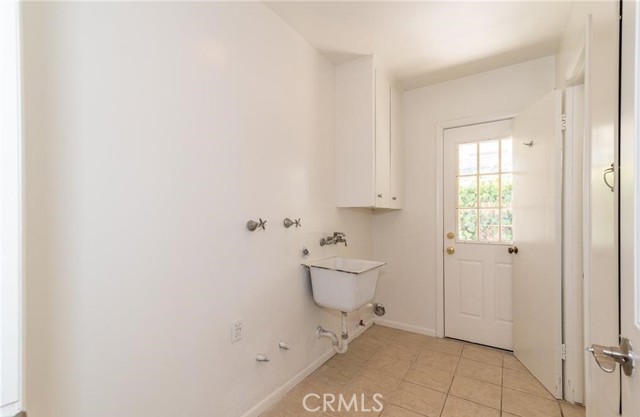 Detail Gallery Image 15 of 29 For 5385 Grassy Trail Dr, Riverside,  CA 92504 - 3 Beds | 2/1 Baths