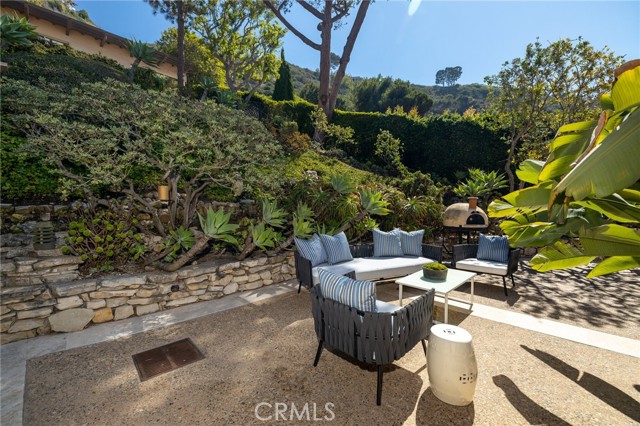 1020 Palos Verdes Drive, Palos Verdes Estates, California 90274, 4 Bedrooms Bedrooms, ,1 BathroomBathrooms,Residential,Sold,Palos Verdes,SB21217800
