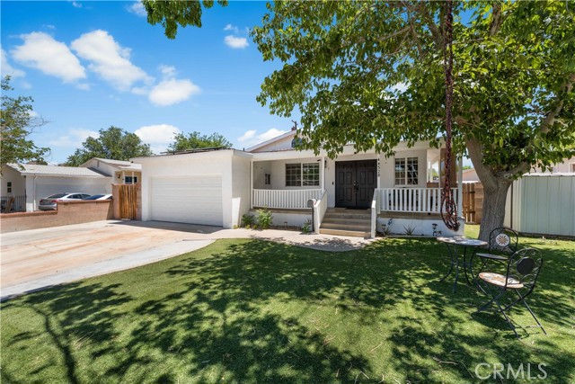 Detail Gallery Image 3 of 30 For 44328 Foxton Ave, Lancaster,  CA 93535 - 4 Beds | 2 Baths