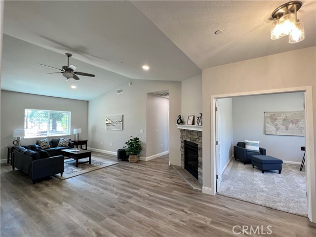 Detail Gallery Image 8 of 49 For 218 Sky Oaks Dr, Paradise,  CA 95969 - 3 Beds | 3 Baths