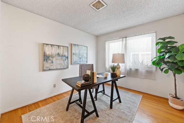 Detail Gallery Image 37 of 51 For 3561 Fela, Long Beach,  CA 90808 - 4 Beds | 2 Baths