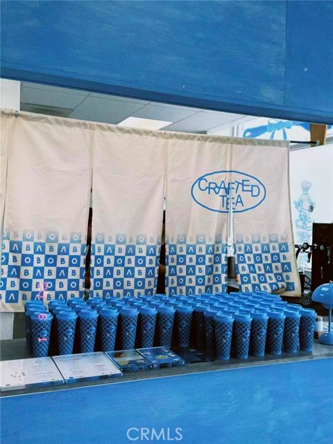 0 251 N Brand Boulevard, Glendale CA: https://media.crmls.org/medias/21ac540a-773d-453b-a384-5b230d1d68de.jpg