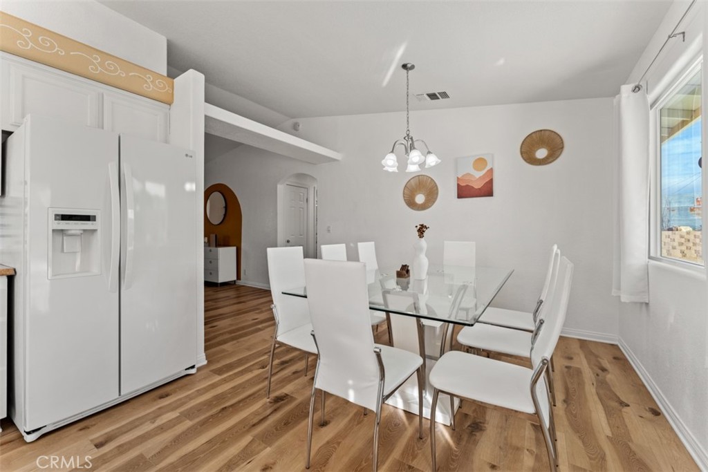 MLS #OC25251302 image #8