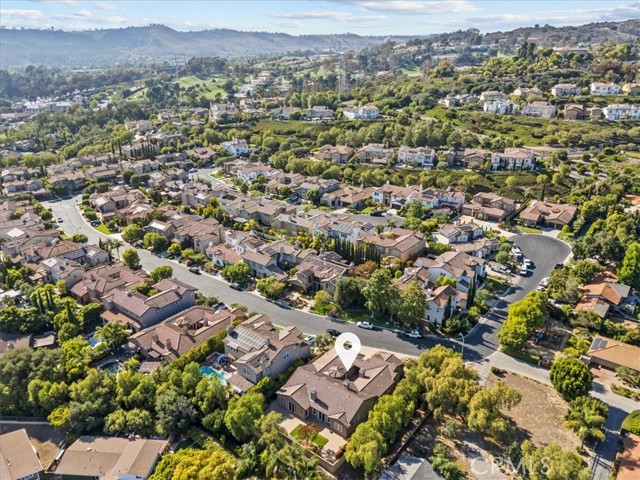 31521 Paseo Campeon, San Juan Capistrano CA: https://media.crmls.org/medias/21ad060e-831b-4e78-8a15-2b76453e620b.jpg