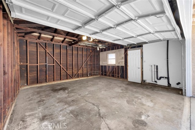 Detail Gallery Image 33 of 37 For 6475 Cerritos, Long Beach,  CA 90805 - 3 Beds | 2 Baths