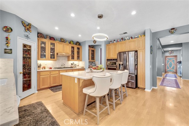 Detail Gallery Image 9 of 47 For 7154 Ohio River Dr, Corona,  CA 91752 - 5 Beds | 4 Baths