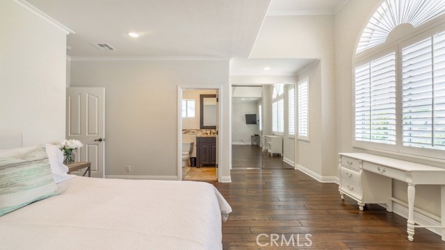 Detail Gallery Image 47 of 61 For 4461 Stern Ave, Sherman Oaks,  CA 91423 - 5 Beds | 4/1 Baths